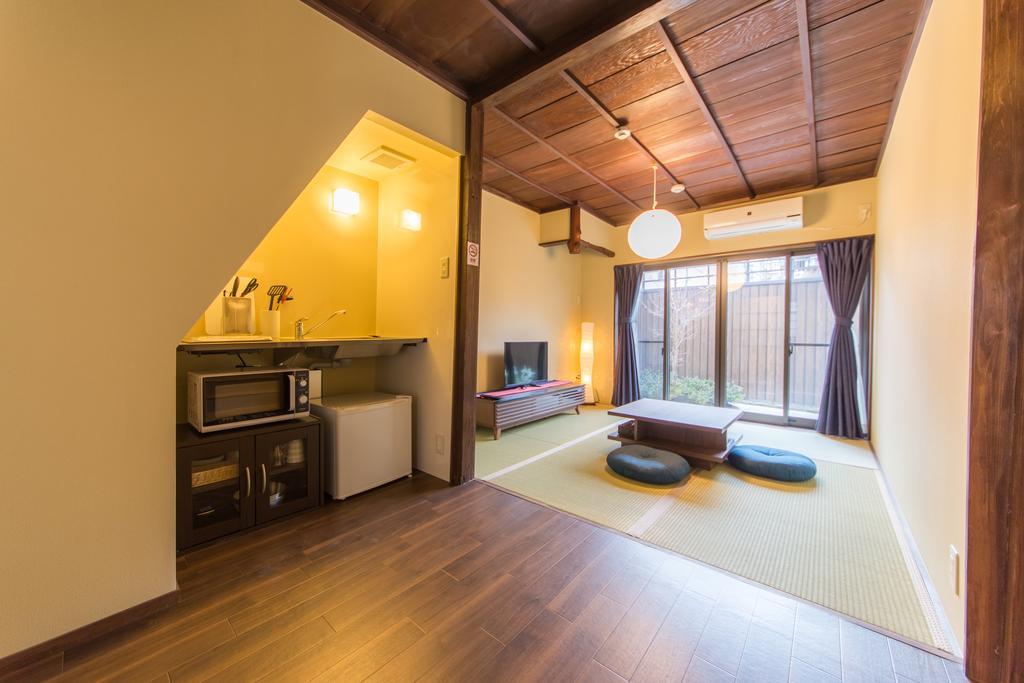 Villa Entrance Life Enmachi By Japaning à Kyoto Extérieur photo